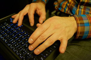 抖音月付额度如何套现？教你安全转给家人的实用技巧
